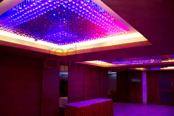 SP Grand Days facilities: ceiling lighting